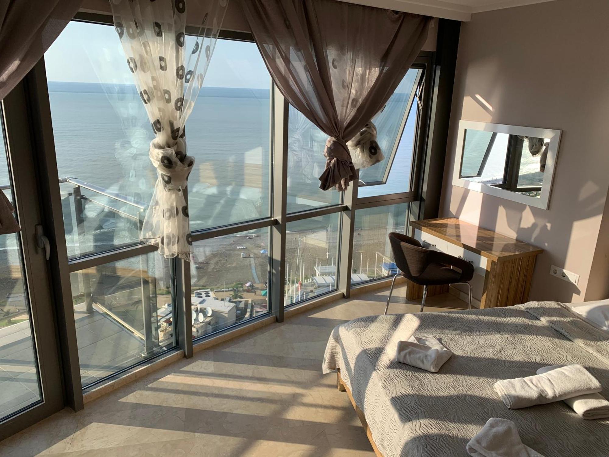 Orbi Sea Towers Batumi Resort Exterior photo