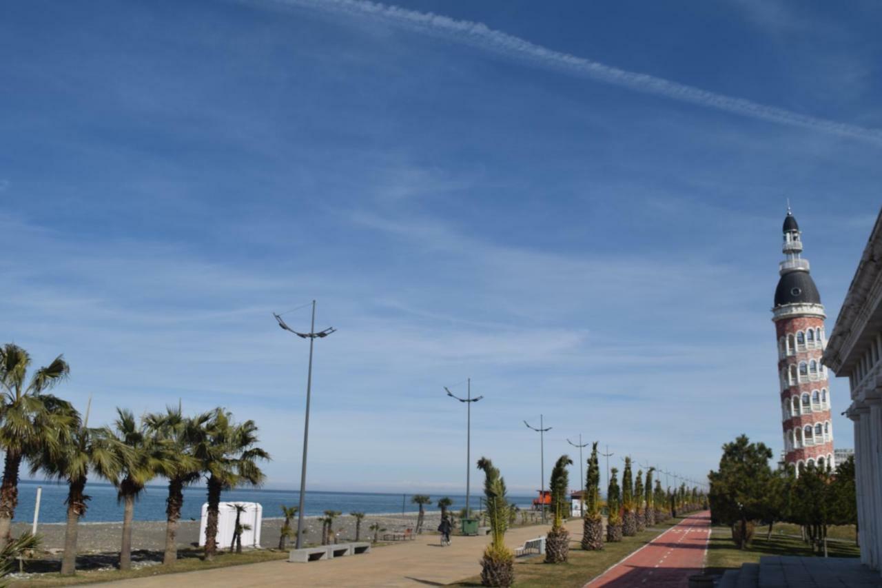 Orbi Sea Towers Batumi Resort Exterior photo